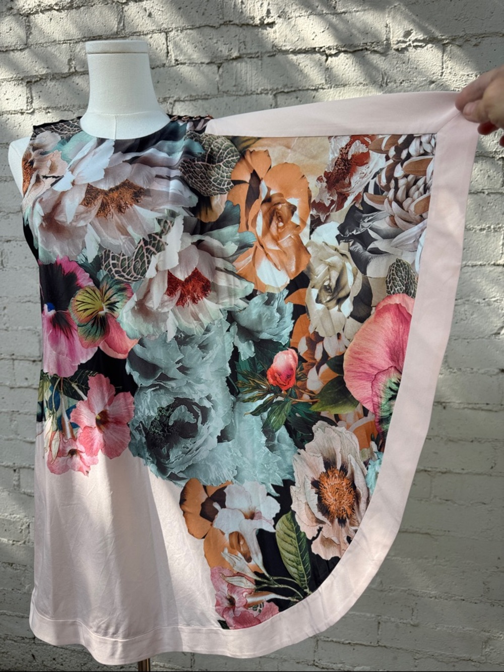 Ted Baker London Tazzmyn Floral Tunic Black Cream Drape Size 2 (Ted Size 0) - Picture 8 of 17